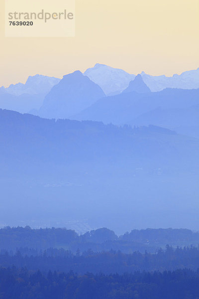 Panorama, Europa, Berg, Konzept, Silhouette, Dunst, Wald, Stimmung, Nebel, Holz, Alpen, Herbst, blau, Ansicht, Schweiz, Zürich, Bergpanorama, Nebelfelder, Zentralschweiz