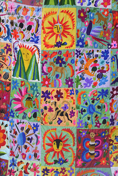 Farbaufnahme,  Farbe , Decke , Stoff , Indianer , Mittelamerika , Guatemala , Markt , Maya , Solola