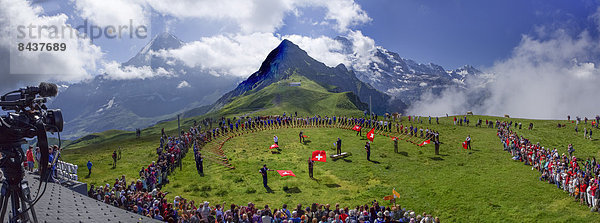 Europa, beobachten, Fest, festlich, Tradition, Fernsehen, Eiger, Berner Alpen, Bern, Berner Oberland, Folklore, Mönch, Schweiz