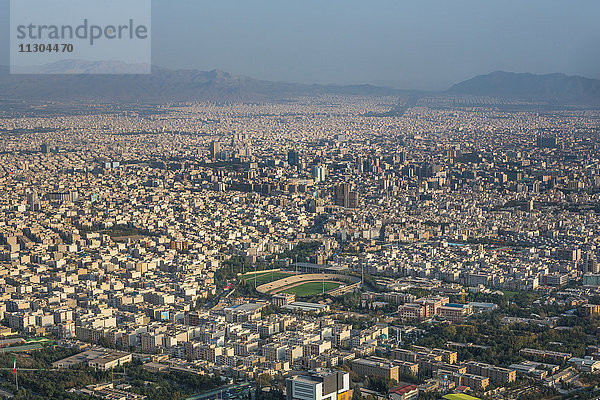 Iran,  Teheran City,  Teheran City vom Milad-Turm aus.