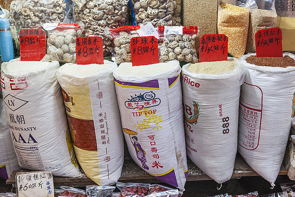 China,  Hongkong,  Lebensmittelgeschäft Auslage von Reis