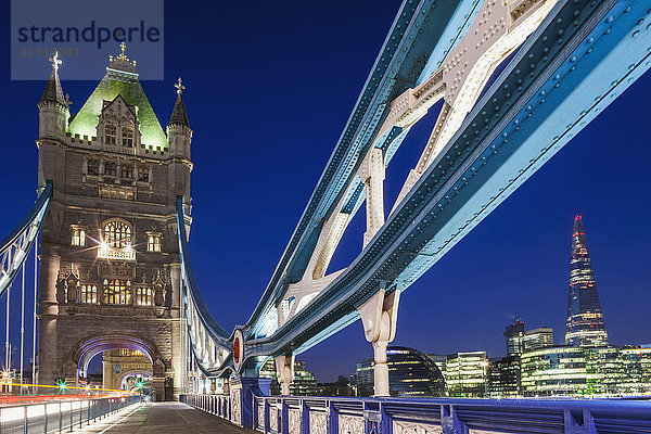 England,  London,  Tower Bridge und The Shard