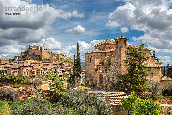 Spanien,  Provinz Huesca,  Stadt Alquezar,  Kirche San Miguel und Santa Maria Colegiata
