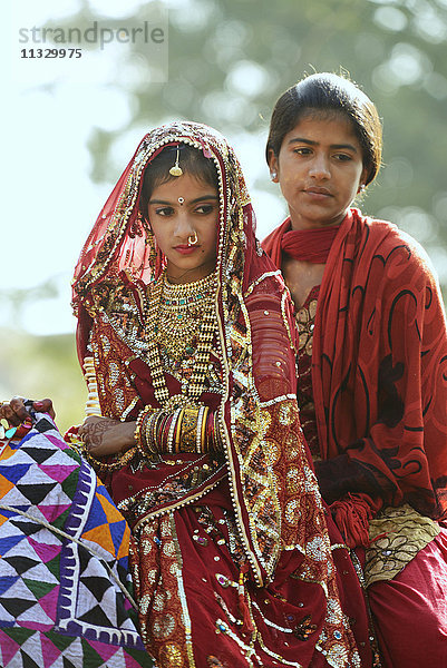 Mädchen auf einem ethnischen Fest in Rajasthan,  Indien