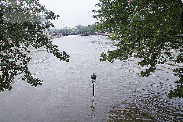 Frankreich,  Paris,  Seine-Hochwasser 2016 2. Juni)