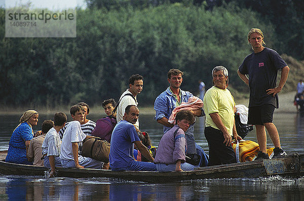 Croatian Refugees,  1995
