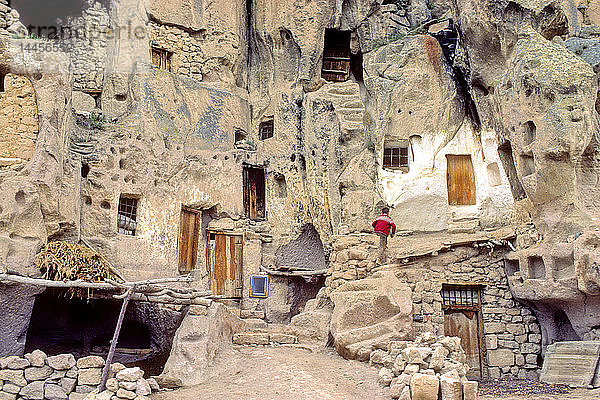 Türkei,  Zentralanatolien,  Kappadokien,  Provinz Nigde,  Gümüsler,  das alte troglodytische Dorf