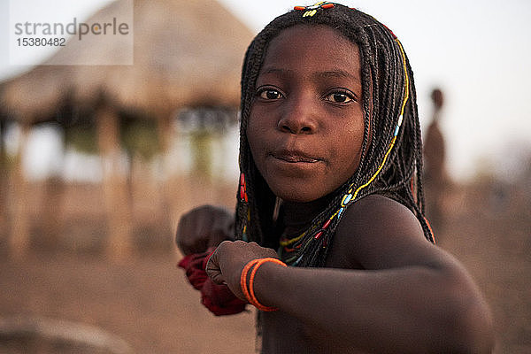 Muhacaona-Mädchen,  Oncocua,  Angola