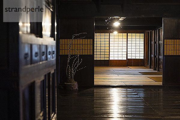Japan,  Takayama,  Innenansicht eines traditionellen japanischen Hauses im Volksdorf Hida