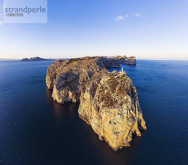Spanien,  Mallorca,  Luftaufnahme der Halbinsel Cap de Formentor im Morgengrauen