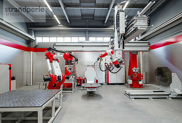 Automatische Industrieroboter für das Schweißen in der Fabrik